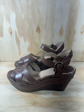 Frye Carlie Brown Leather Wedge Sandals Women’s Size 6